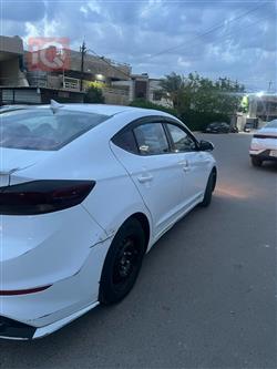هيونداي أفانتي